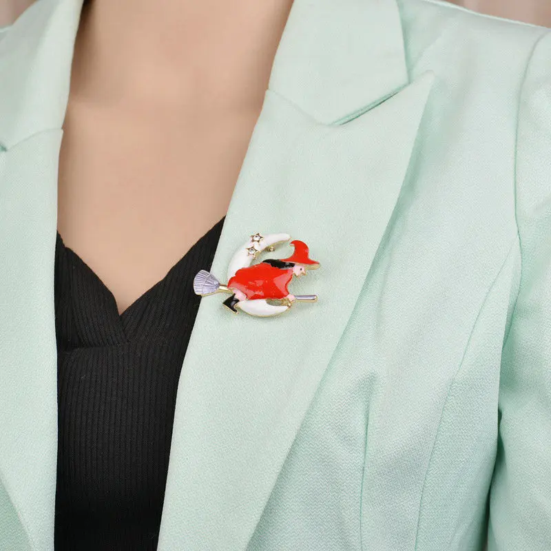 

Cat Rabbit Gesture Heart Witch Brooches For Women Tassel Brooch Pin of Wedding Chain Jewelry for Coat Jacket