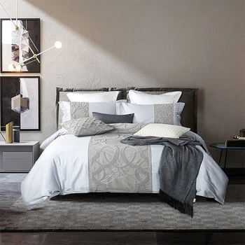 

4/6/8 pcs New design Egypt cotton Luxury Embroidery Flocked Bedding set Duvet cover set Bedsheet Pillowcases Queen King size