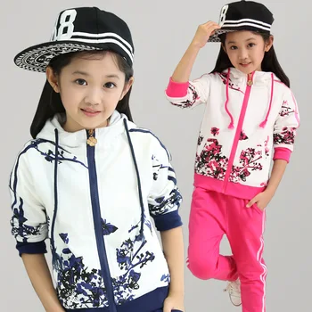 

2017 Spring and Autumn New Clothes Suit Girls Korean Children Long Sleeved Plum Hooded Suit Two Pieces Set