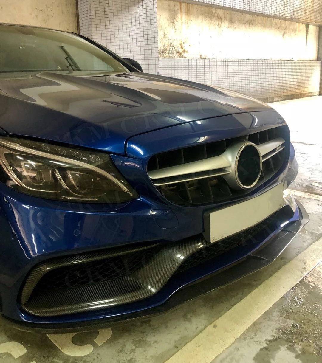 C Класс углеродного волокна передний бампер Средний спойлер Canards для Mercedes Benz W205 C63