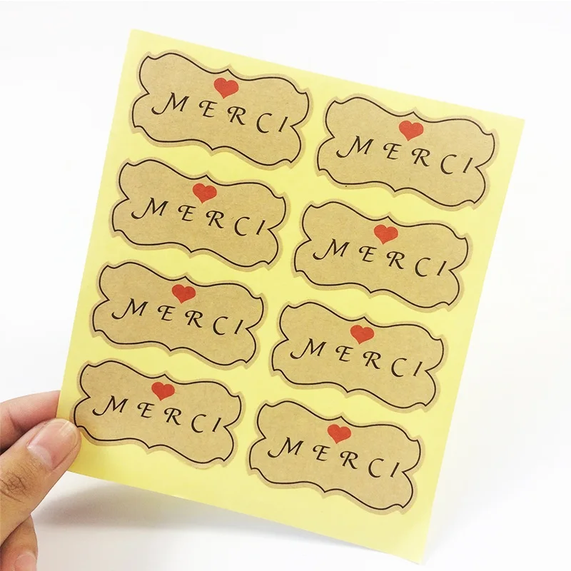 

800 Pcs/lot MERCI With Red Heart Kraft Paper Sealing Sticker Labels For DIY Gift Wedding Party Favors Decoration Wholesale