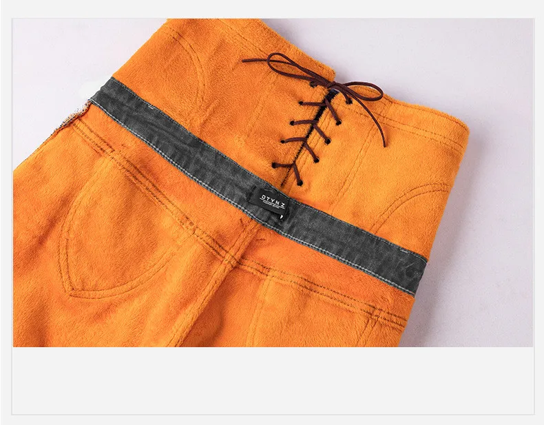 9236128643_260560855