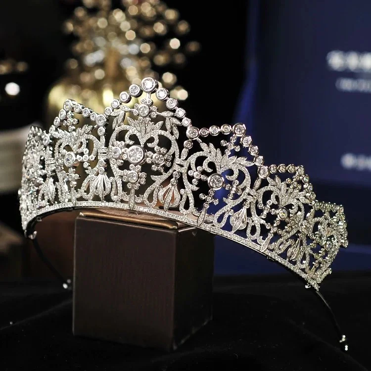 

New Luxury A++Zircon Crown Bridal Tiaras Rhinestones Women Royal Bridal Queen Princess Pageant Party Crown Bridesmaids