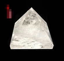 SCY 307 + + + Pirámide feng shui adornos de cristal blanco natural de cristal blanco en forma de Talismán(China)