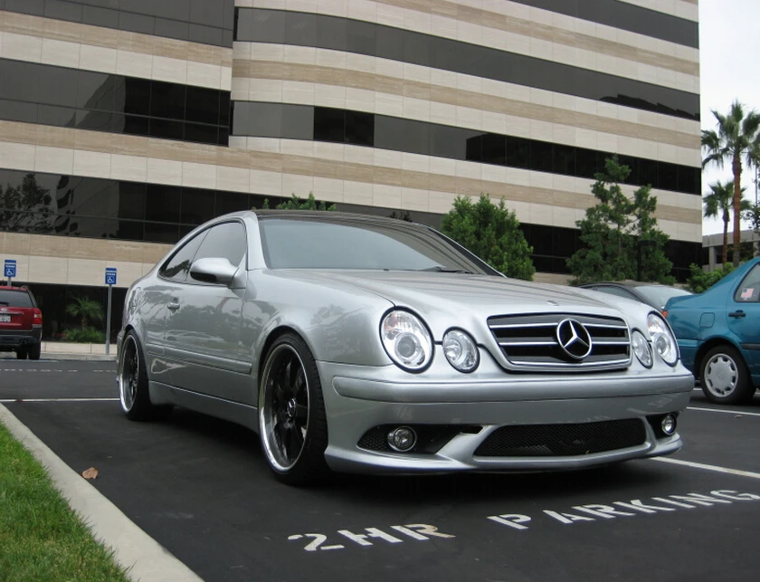 Светодиодные внутренние фары для Mercedes CLK W208 Комплект Ксеноновых белых Canbus