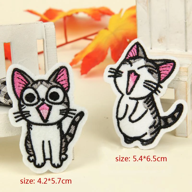 2pcs/lot Iron on Cat Patches Embroidered For Clothes Sew on Embroidered