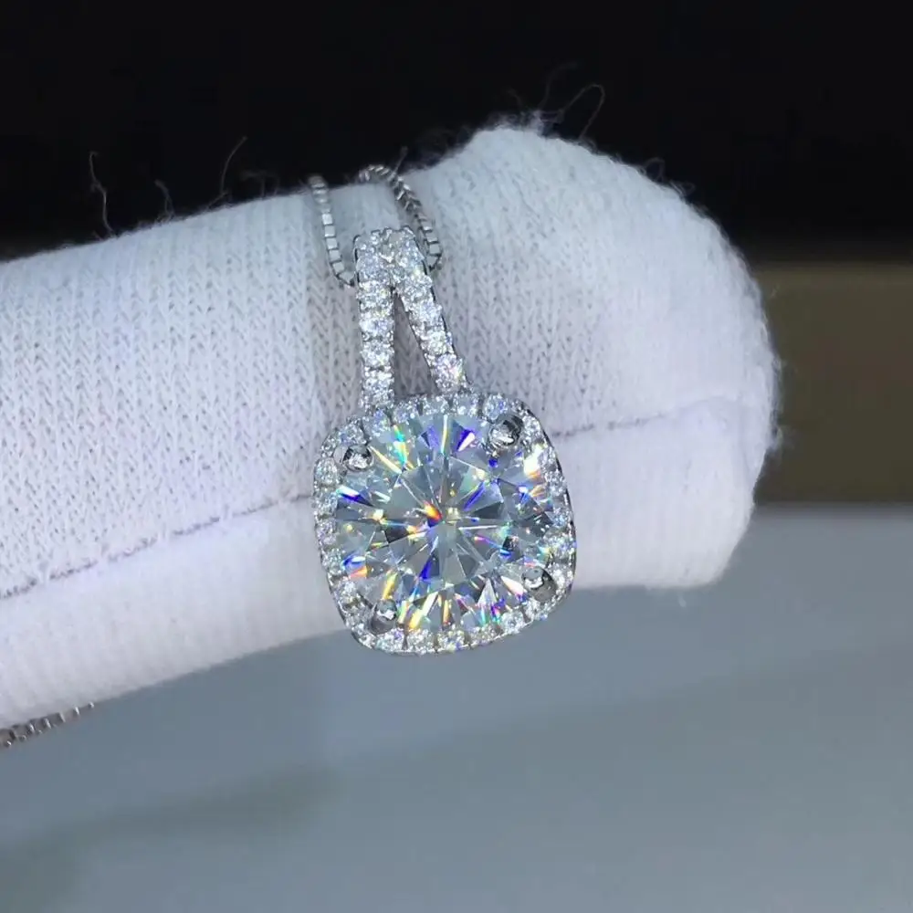 

Poetry Of Jew Store Round Silver Moissanite Pendants 1ct D VVS Luxury Moissanite Weding Pendants for Women