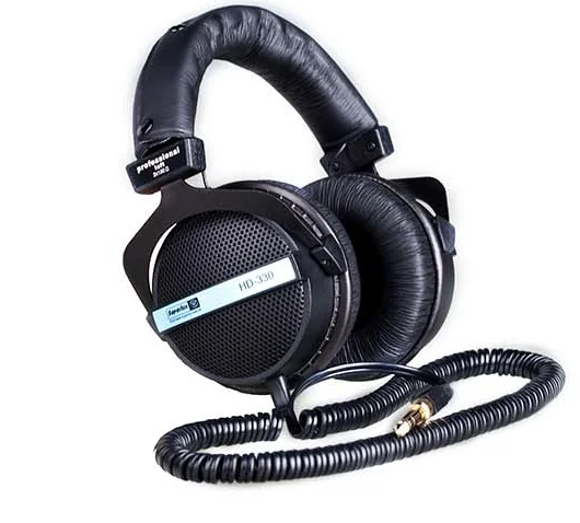 Полуоткрытые динамические наушники и Superlux HD330 для мониторинга развлечения