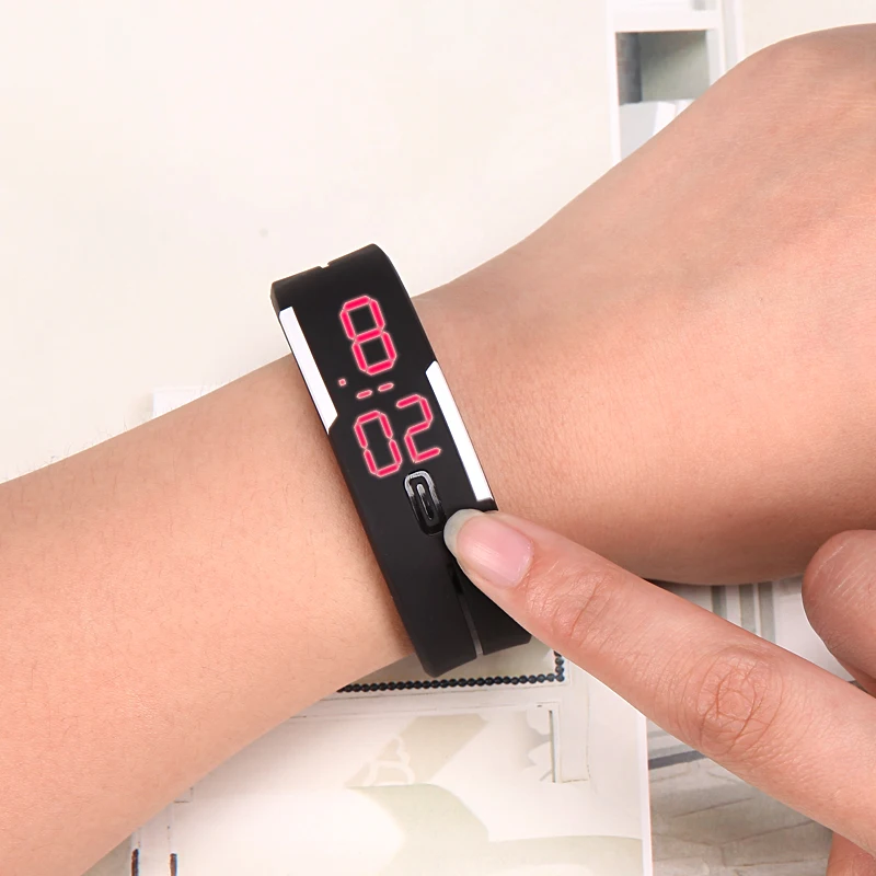 

New Simple ladies watch