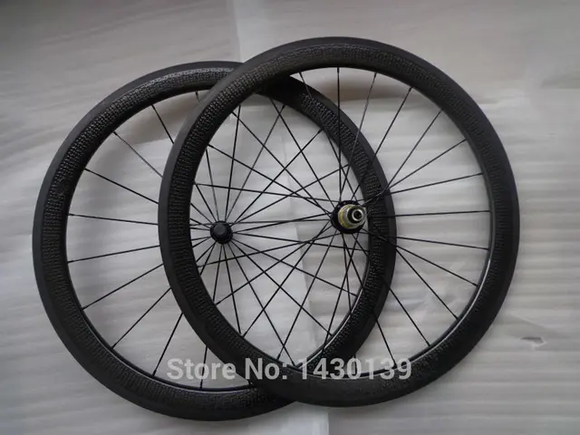 Cheap 1pair Newest 700C 50mm dimple shape clincher rim Road bike carbon bicycle wheelset with Powerway R36 carbon hubs ceramic bearing