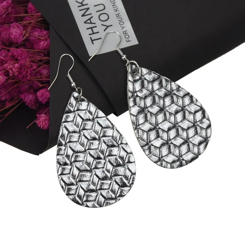 

Trendy 10 Color PU Leather Teardrop Earrings For Women Rhombus Pattern PU Dangle Earring Big Leather Earrings Fashion Jewelry