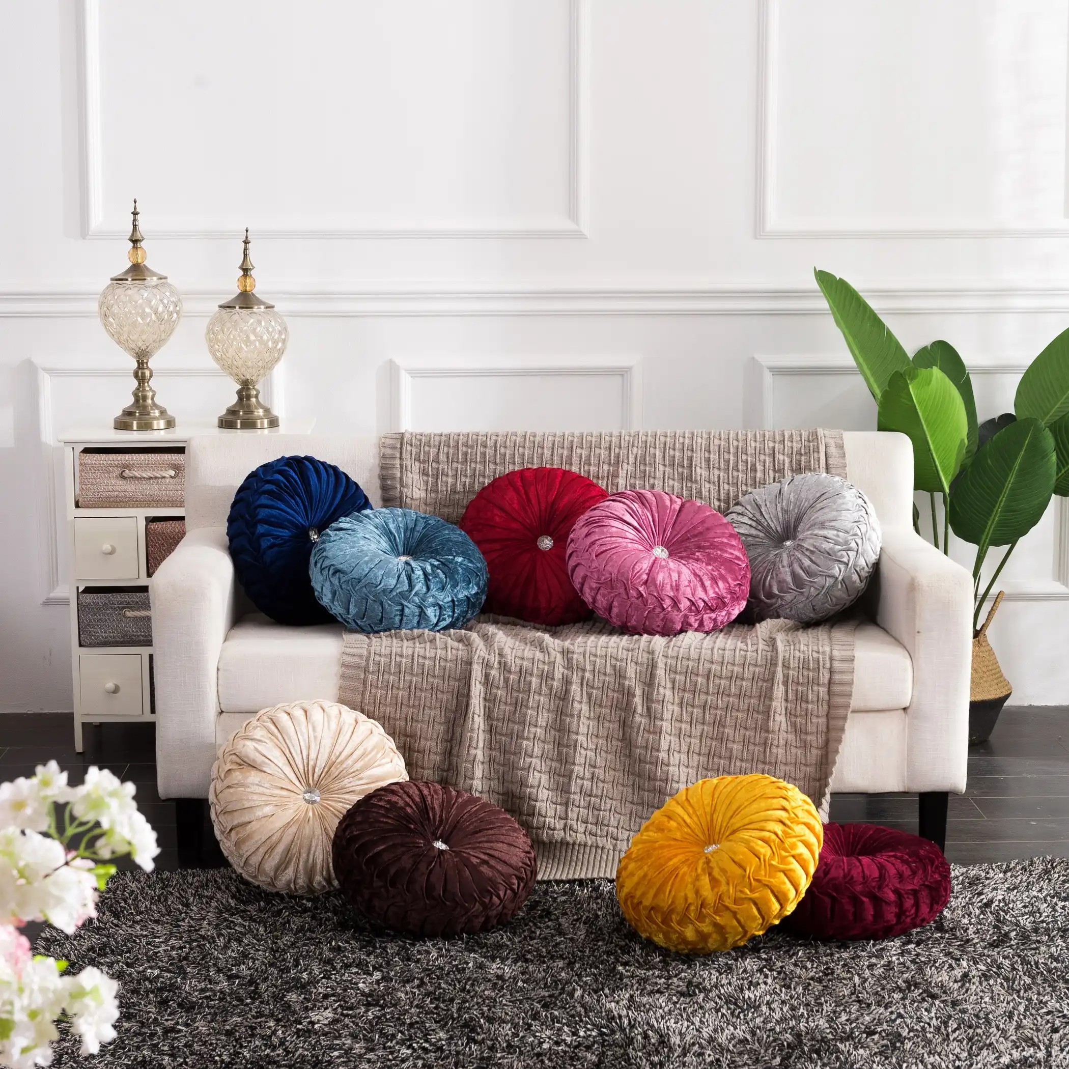 Elero Round Throw Pillow Handcrafted Chair Cushion Couch Pumpkin Velvet Floor Pillow for Couch Chair Bed Car Decoration Grey