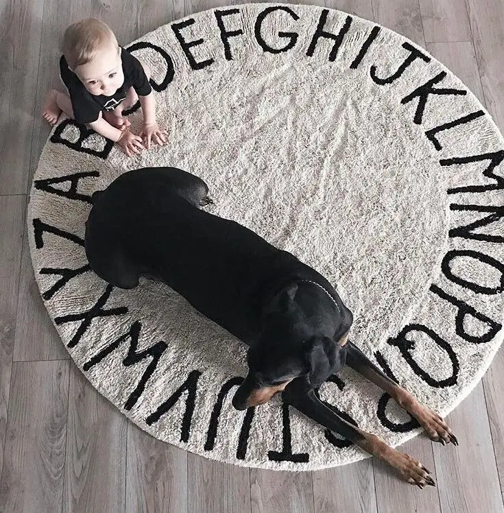 4683745972_378197899