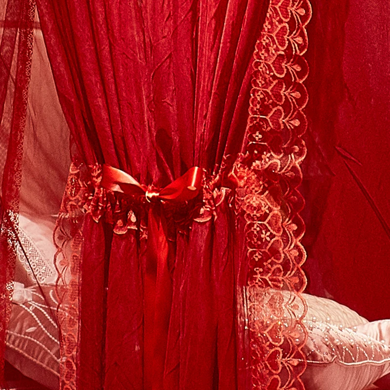 Красный двухэтажный Романтический Золотой кружевной роскошный Европейский корт трехдверный квадратный напольный москитная сетка свадебный комплект постельного белья