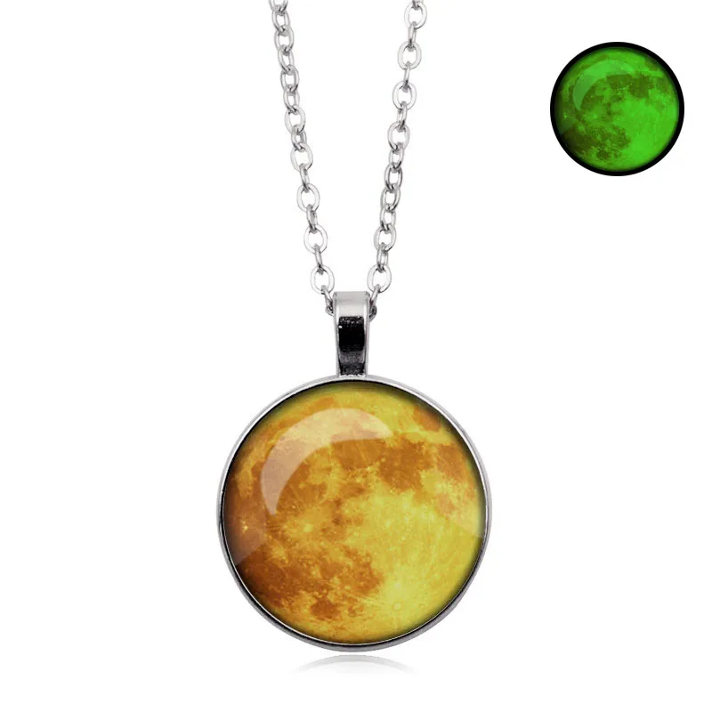 Hot sale Glow In The Dark Moon Pendant Necklace Galaxy Planet Glass Cabochon Luminous Jewelry Silver Chain Necklace Women - Окраска металла: 10