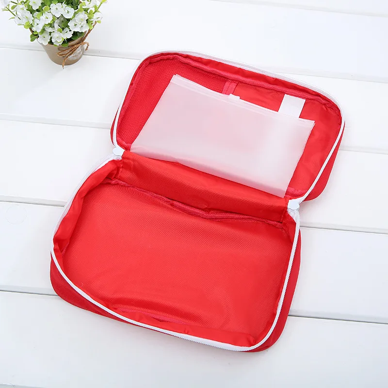 First Aid Kit Bag Fashion travel portable mobile emergency medical kit drug finishing Camping Emergency Kits Medium