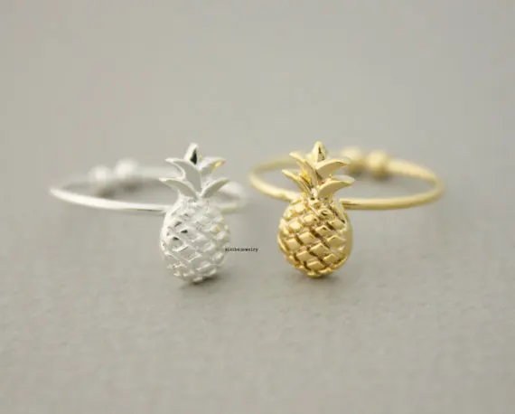 

Daisies One Piece Selling Cute Pineapple Ring, Boho Chic Adjustable Fruit Retro Ring for Women Food Anels
