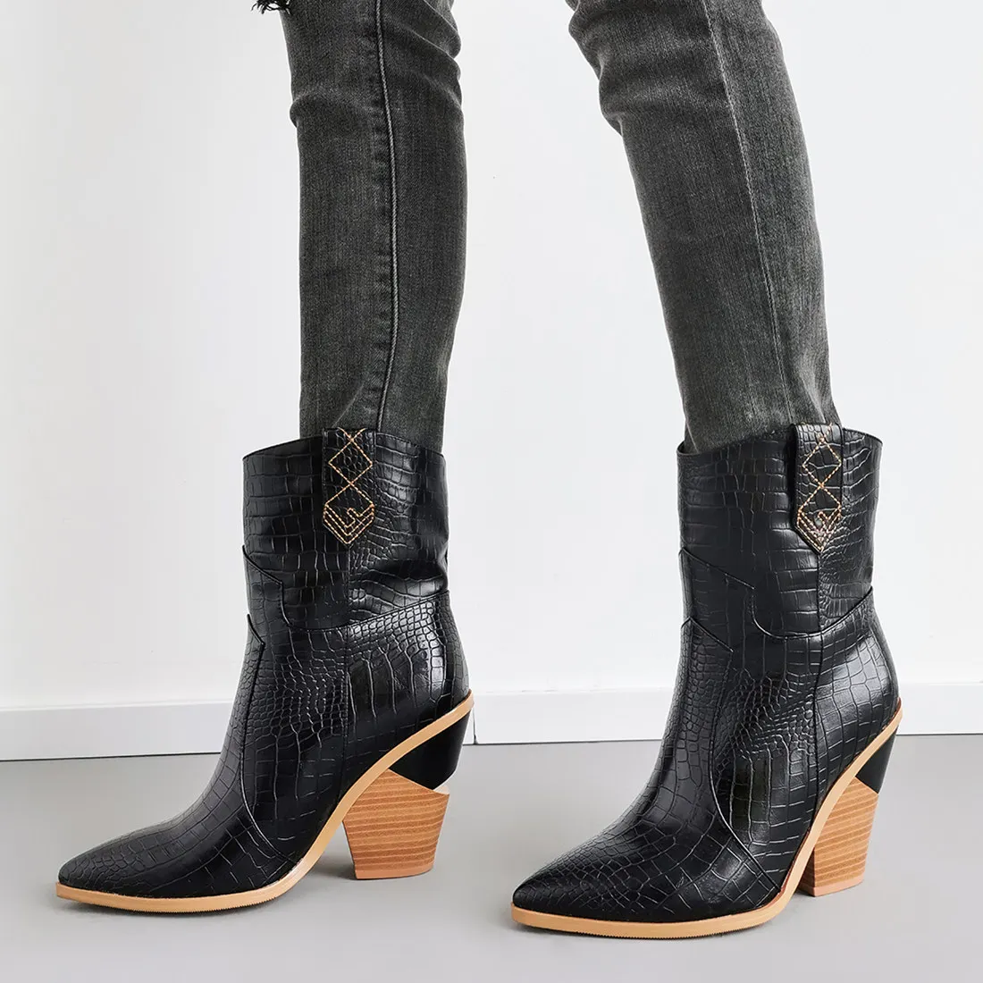 

Large Size 34-46 Brand Stone Grain Microfiber Leather Women Boots Autumn Winter Mid-calf Boots Sexy Ladies Wedges Boots Shoes