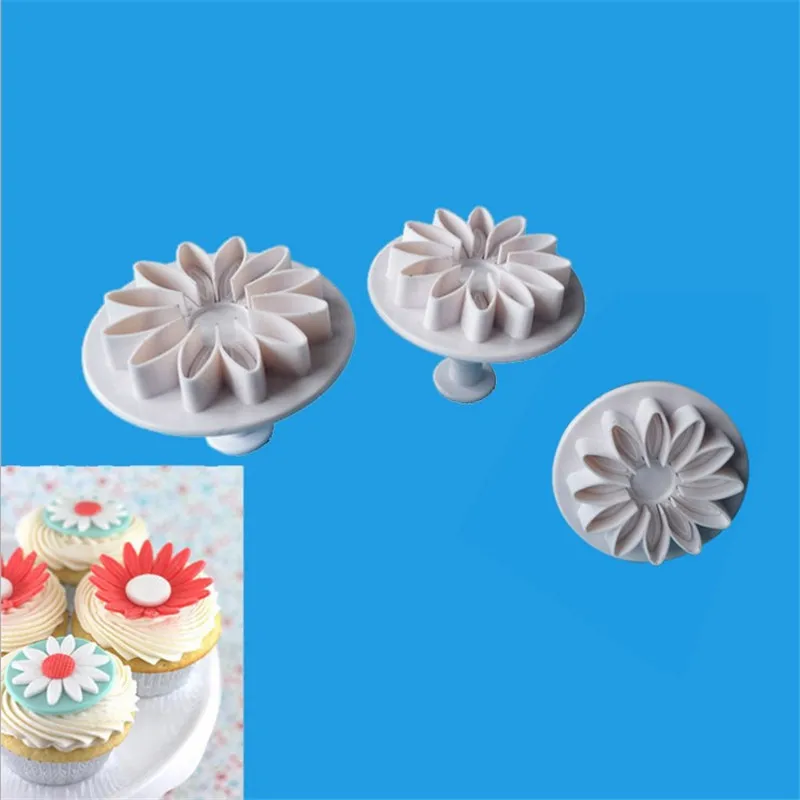 

3Pcs/Set Daisy Flower Cookie Mold Sunflower Plunger Cutter Sugarcraft Fondant Cake Tool Christmas Cake Decorating Tools