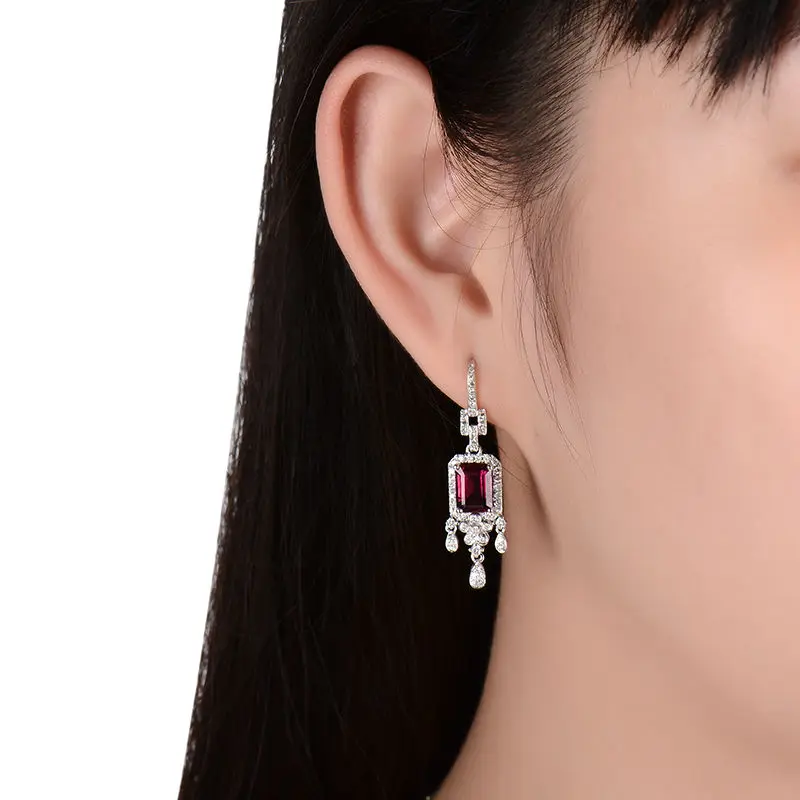 Однотонные серьги из 18 каратного золота натурального розового турмалина с