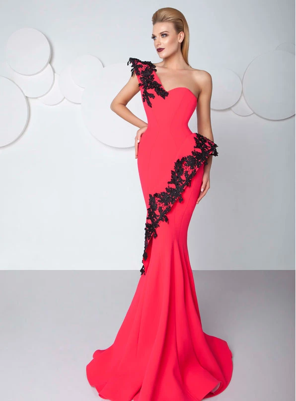 magenta formal gowns
