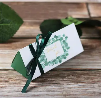

100Pcs Creative Green Leave Pattern Wedding Favors Candy Boxes Party Supplies Gift Box Bomboniera Chocolate Box + Ribbons