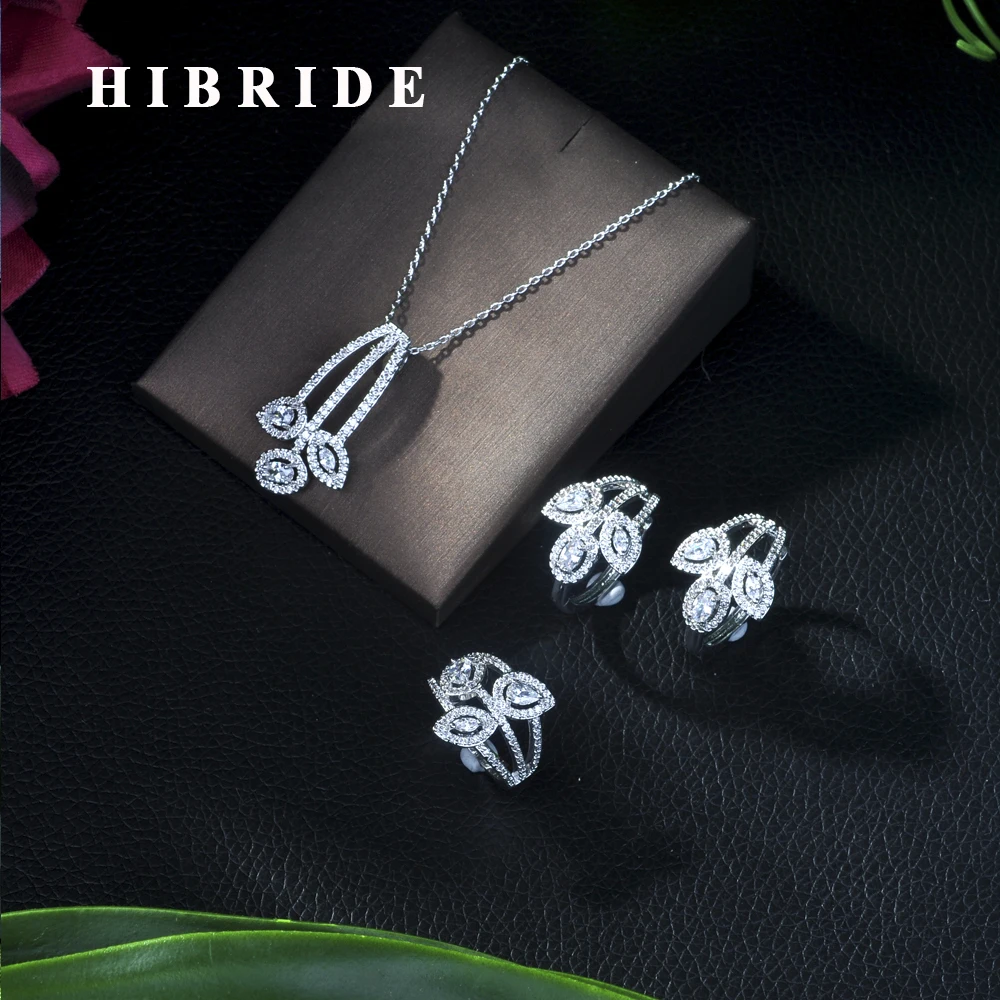 

HIBRIDE New Arrival Trendy White Color Flower Shape Cubic Zircon Necklace/ Earrings/ Bracelet/ Ring Set For Women Wedding N-373