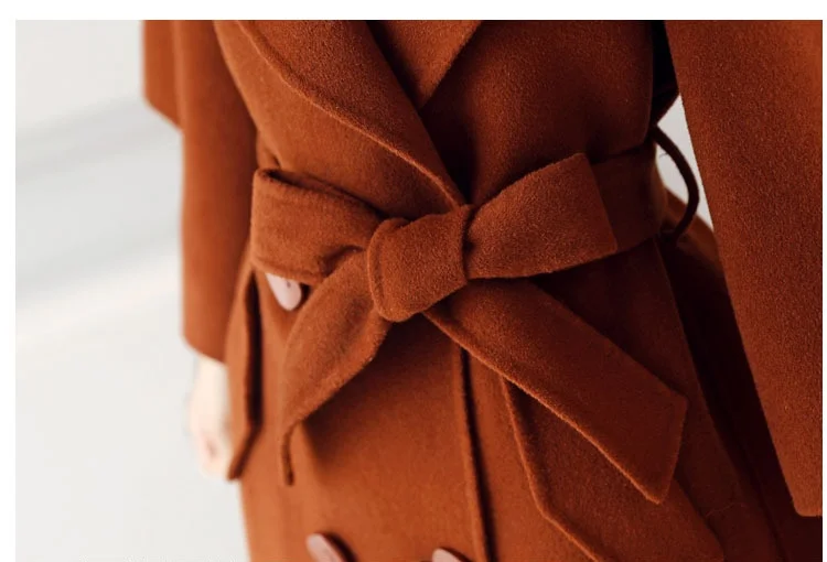 4739888313_300303740_