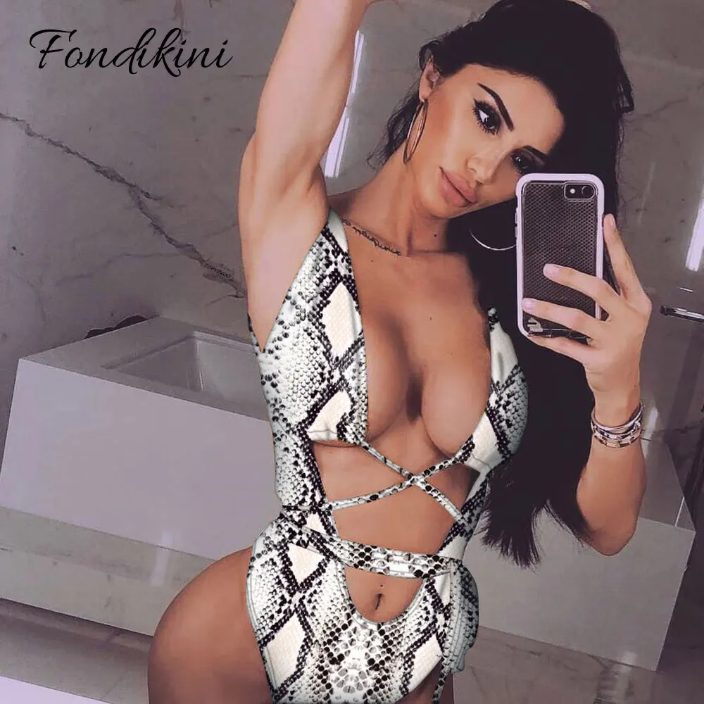 

2019 Snake Swimsuit Women High Cut One Piece Swimwear Female Sexy Leopard Print Bodysuit Beachwear Summer Monokini Bathing Suit