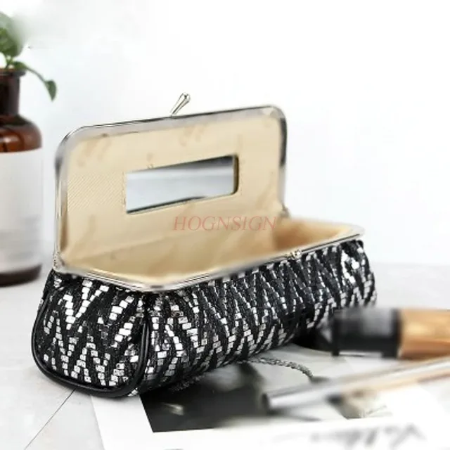 Cheap Shiny Mat Pattern Portable Nightclub Makeup Bags With Lipstick Brush Bag Handbag Female Cosmetic Pack Make Up Packet Toiletry Cheap Shiny Mat Pattern Portable Nightclub Makeup Bags With Lipstick Brush Bag Handbag Female Cosmetic Pack Make Up Packet Toiletry
