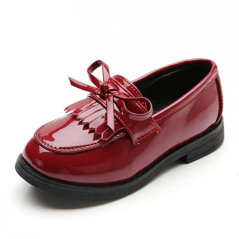 Классическая обувь для девочек с кисточками в британском стиле; Детские кроссовки из искусственной лакированной кожи; обувь для девочек; Детские лоферы; Размеры 26-36 - Цвет: Красный
