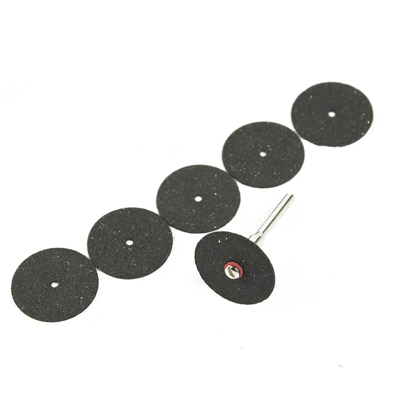 4615420833_416134825