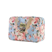 Female Portable Cosmetic Bag. Canvas Waterproof Wash Bag Travel Cosmetic Bag Female Portable Cosmetic Bag. Canvas Waterproof Wash Bag Travel Cosmetic Bag