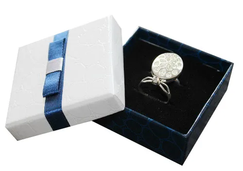 

Blue Ring Box Free shipping100pcs/lot 6.3*6.3*2.3cm 800g paper ring packaging box earring display case Square Jewelery Packaging