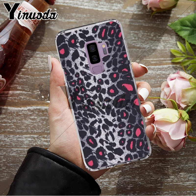 giraffe leopard tiger zebra Wild Print 