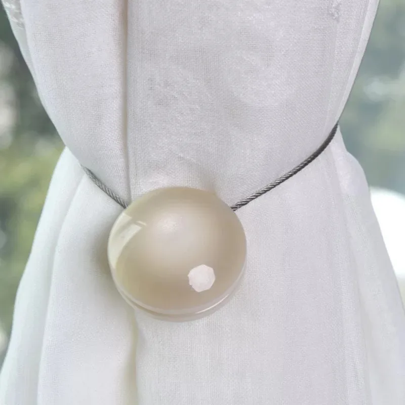 

Hemispherical Ball Shaped Magnetic Curtain Tieback Buckle Holder Resin Curtain Clip Fashion Pratical Home Decor