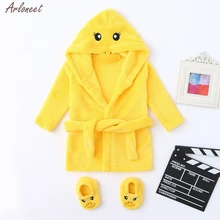 Фланелевые халаты с героями мультфильмов для маленьких мальчиков и девочек; одежда для сна с капюшоном+ обувь; детская одежда; модная короткая одежда; Новинка года