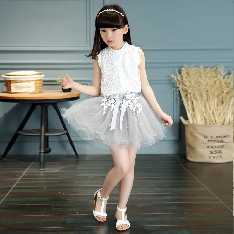The 2017 Summer Children's Clothing Cuhk Children's Skirt The New Girl's Sleeveless Sweet Lace