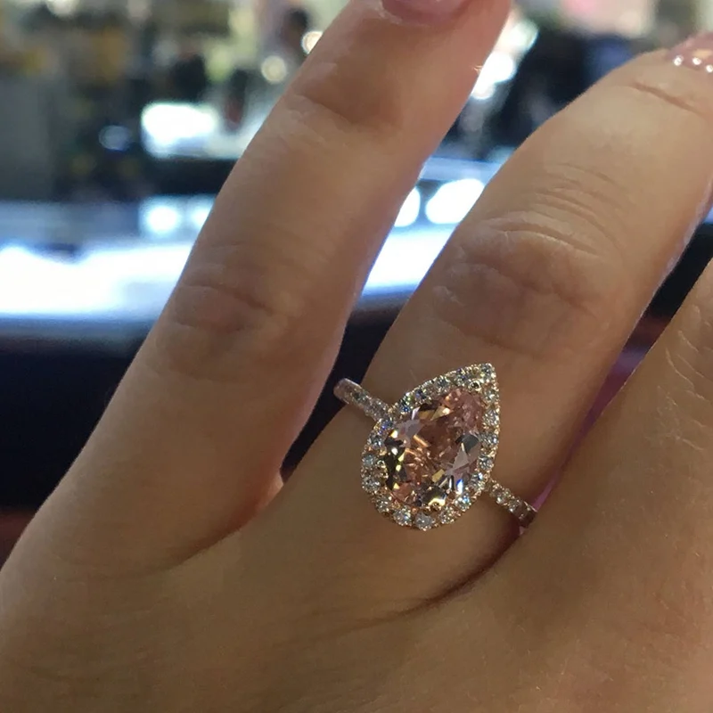 

Exaggerated Fashion Cubic Zirconia Pink Crystal Rings Water Drop Pear Shape Ring Female Wedding Party Accessories Jewelry