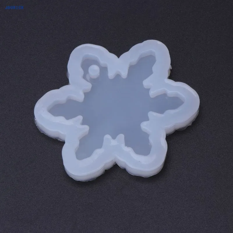 

NTTHNCF Silicone Mold Christmas Tree Snowflake Deer Pendant DIY Jewelry Cake Decorations Xmas Tree Pendant