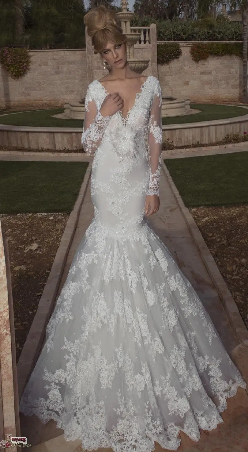 Mermaid Plunging V neckline Lace Applique Long Sleeves Feather Beaded Wedding Dresses 2017