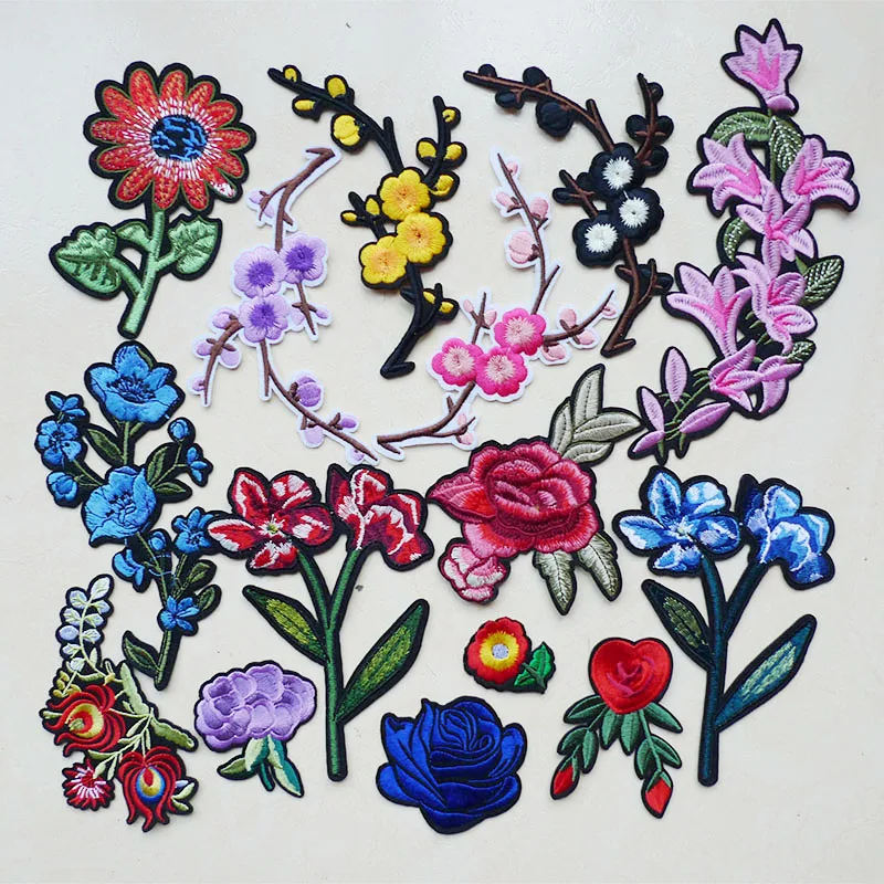

1 Pcs 3D Rose Flower hot melt Iron On Patches Embroidery For Clothing Jeans Applique Sewing On Garment Stickers Badges Strips