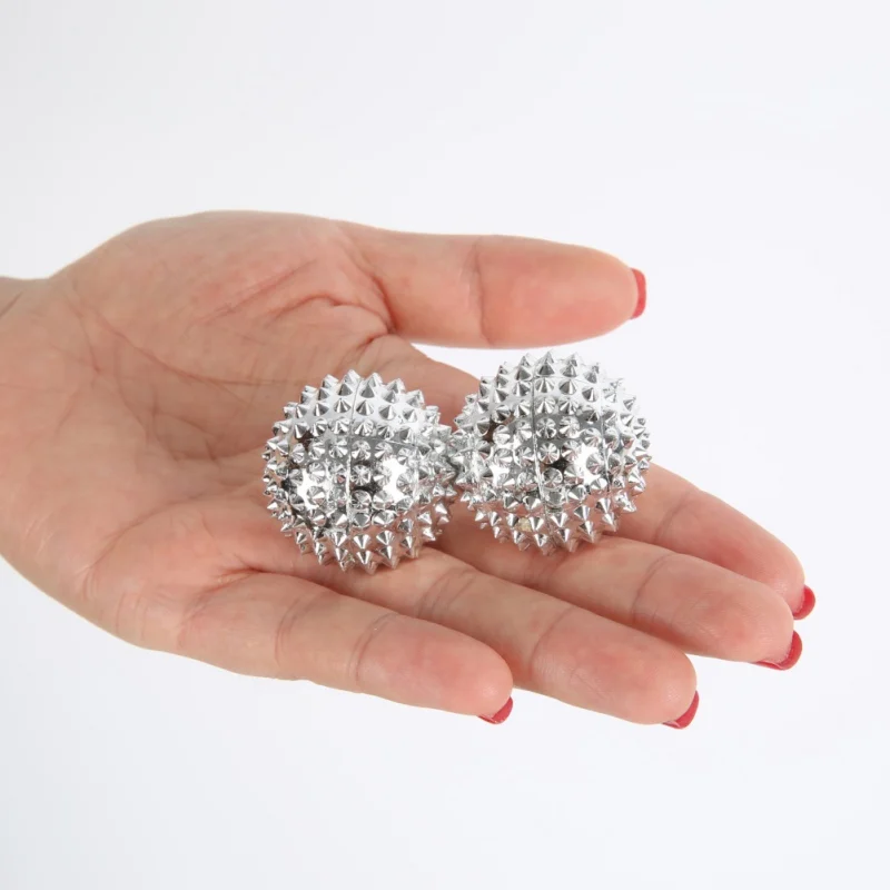 1Pair Gold/Silver Magnetic Hand Palm Acupuncture Ball Pain Relief Massage Stimulation Needle Beauty Makeup