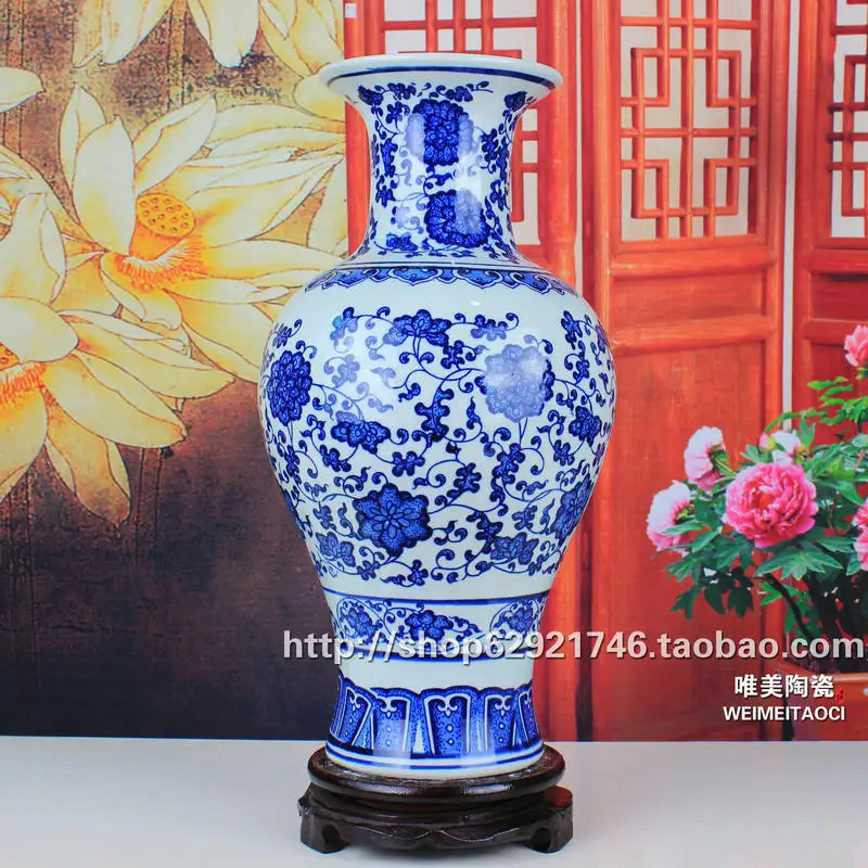 

Blue and white vase ceramics blue and white porcelain fish tail bottle vase rotating base