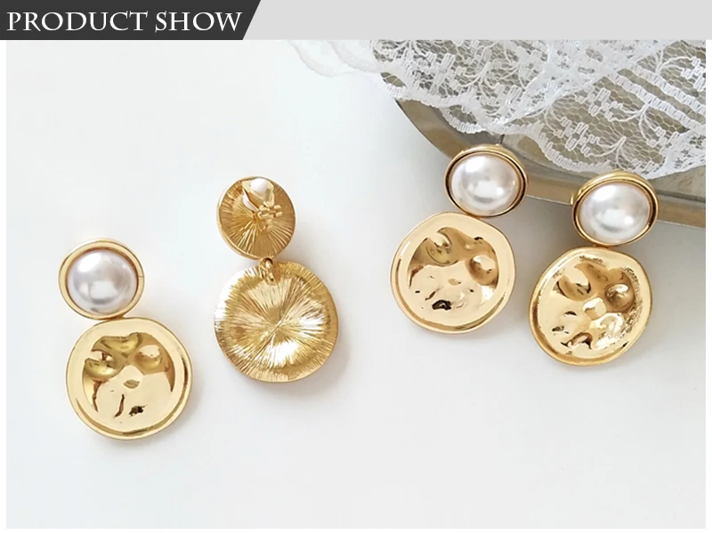 Metal Pearl Earrings  (1)