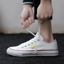 Корейская версия из парусины вулканизованные туфли для мужчин Летние Новые однотонные дышащие повседневные туфли мужские кроссовки на плоской платформе со шнуровкой