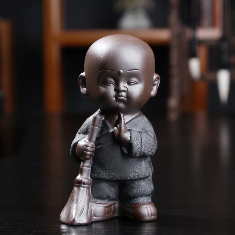 Фиолетовый песок, чай, статуи Будды, статуэтки, монах, скульптура ...