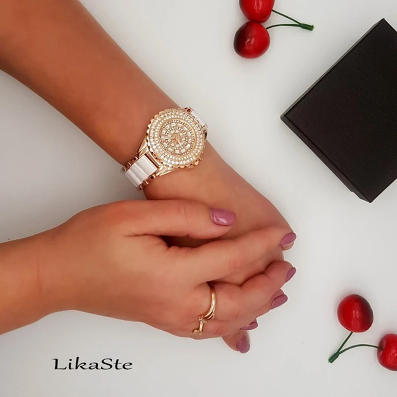 lady women watch (1)