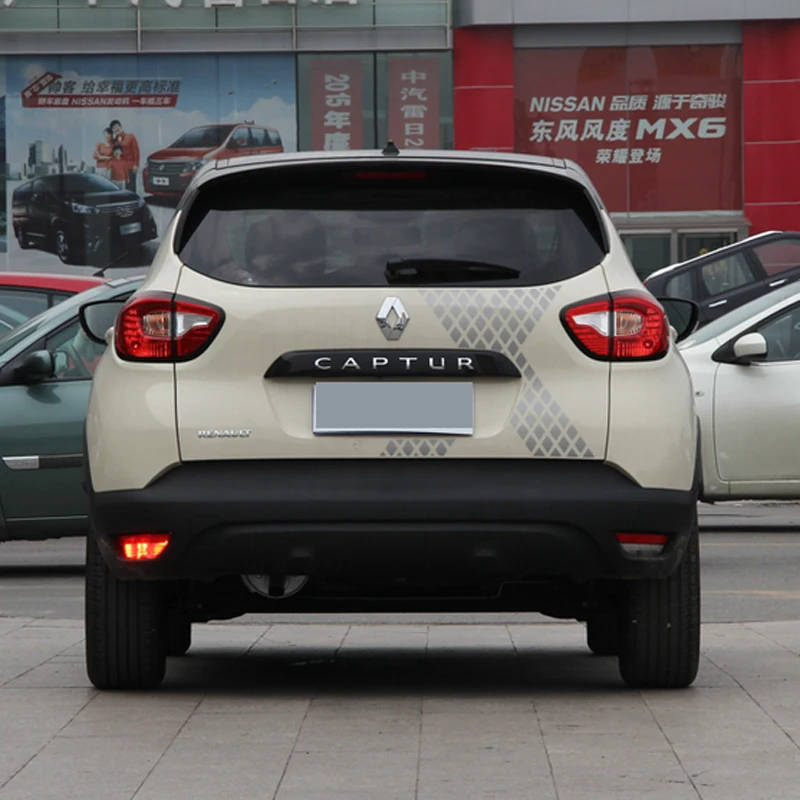 Щетка стеклоочистителя заднего стекла для Renault Captur (2013 года) вида натуральная