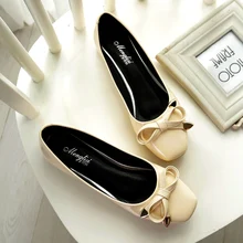 2017 New Women PU Leather Soft Flats shoes femme Casual Toe Ballerina Ballet Flat Slip On Shoes Work Shoes plus size 43 ML01
